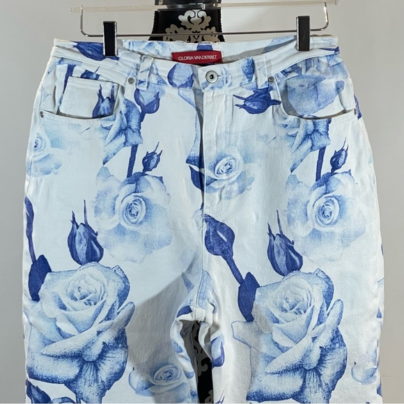 Gloria Vanderbilt High Rise Floral Blue Rose Capris - Picture 6 of 6